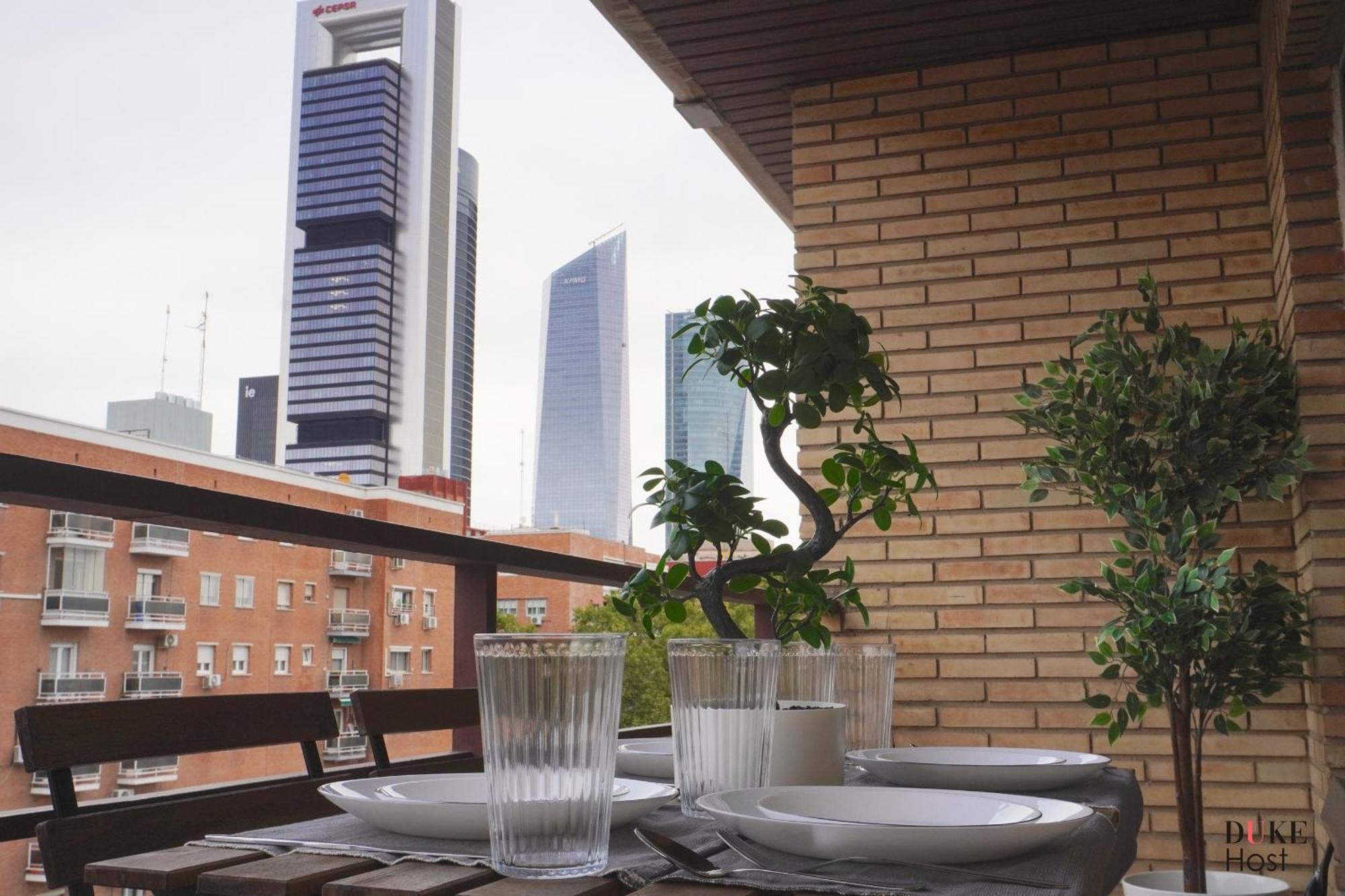Chamartin Centro Norte Apartment Madrid Bagian luar foto